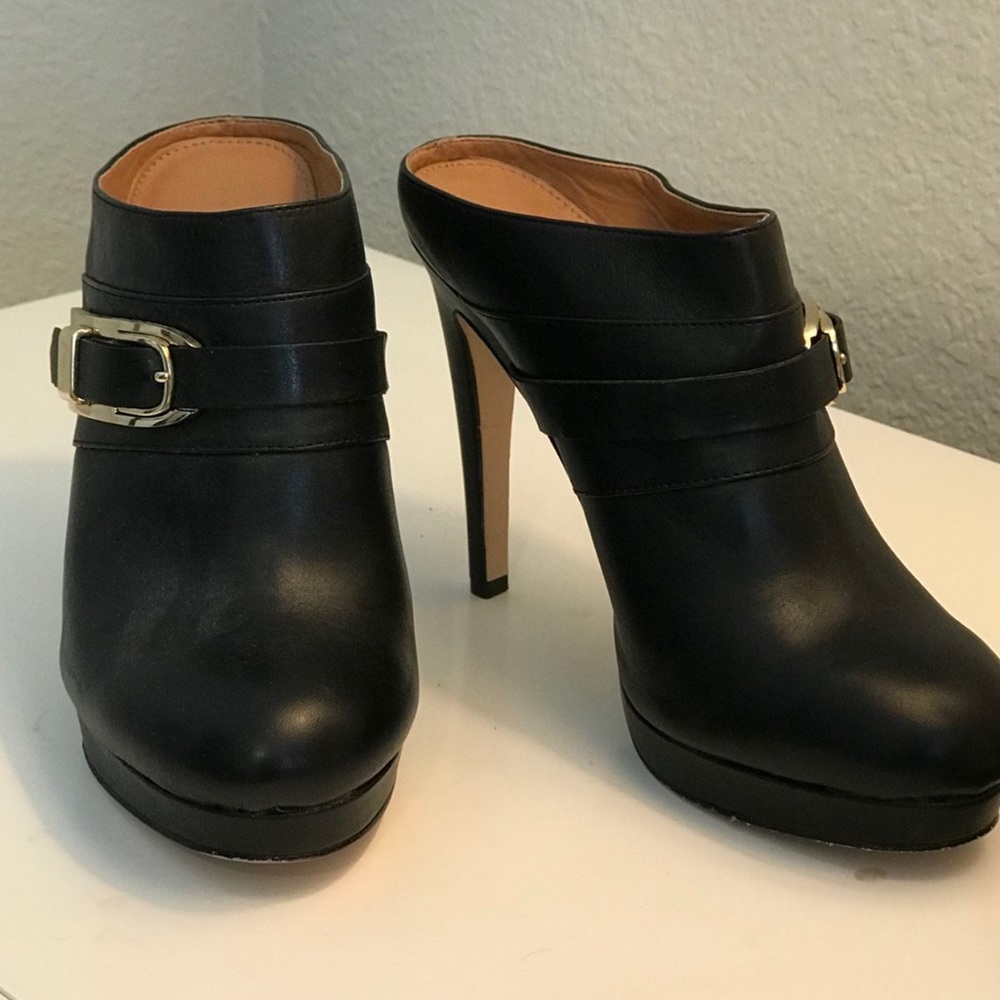 Calvin Klein Black Leather Mule / clog Size 8